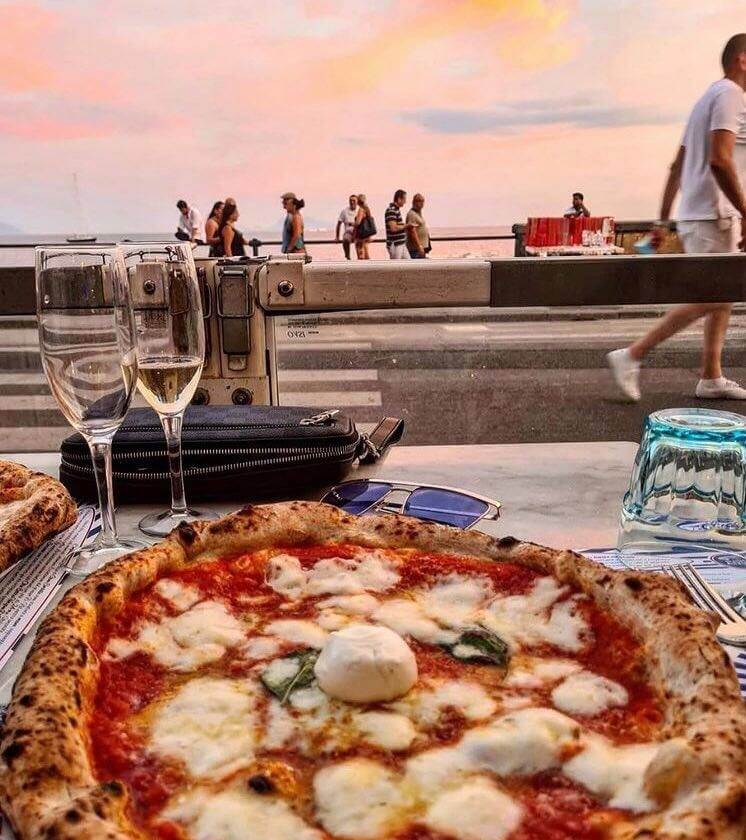 Nápolyi pizza toplista